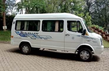 9 Seater Tempo Traveller Rental